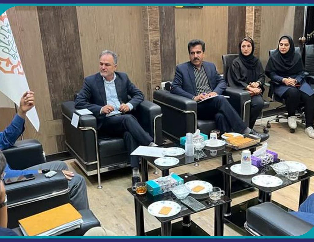 بررسی روند صدور پروانه ساختمانی طرح نهضت ملی مسکن شهرستان ابرکوه
