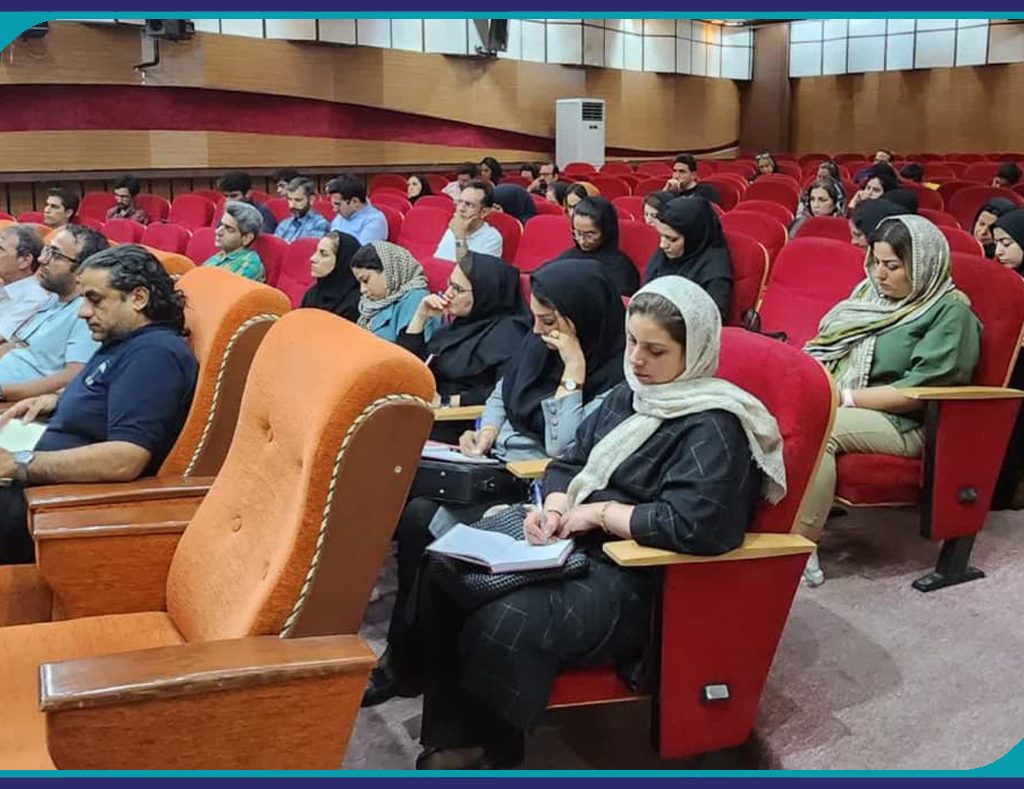 دوره آموزشي گزارش نويسي و ملزومات شروع و پايان كار برگزار شد