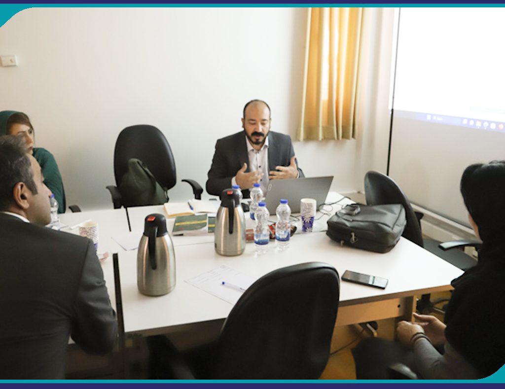 فرهمند تاکید کرد: لزوم توسعه نرم افزارهای هوشمند در راستای ارتقای بهره وری انرژی ساختمان
