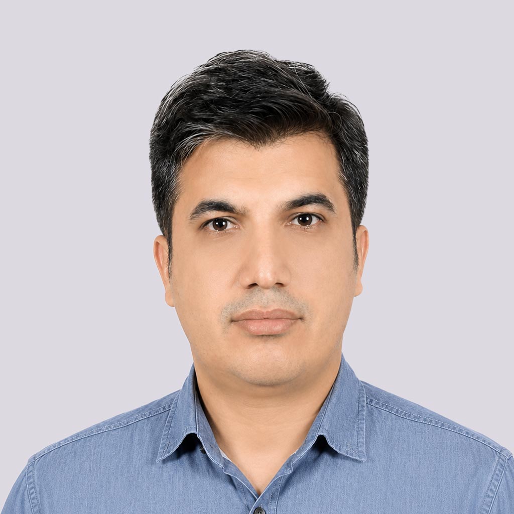 محسن خسروی